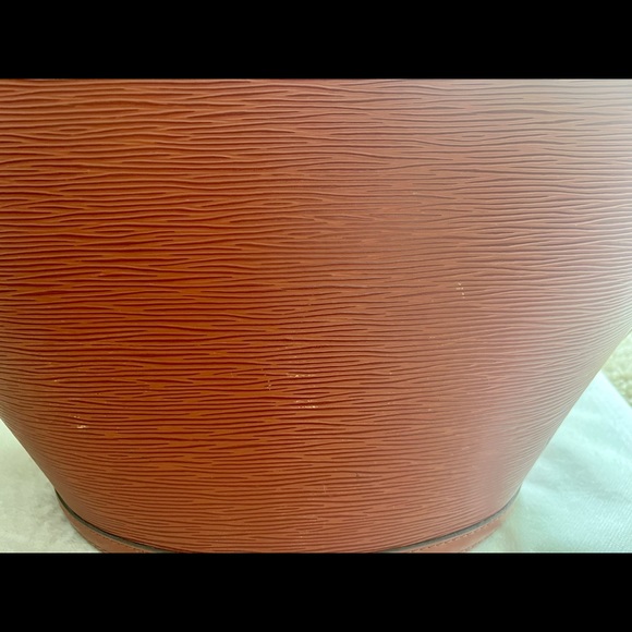 Louis Vuitton Epi Saint Jacques Tote - Picture 7 of 17